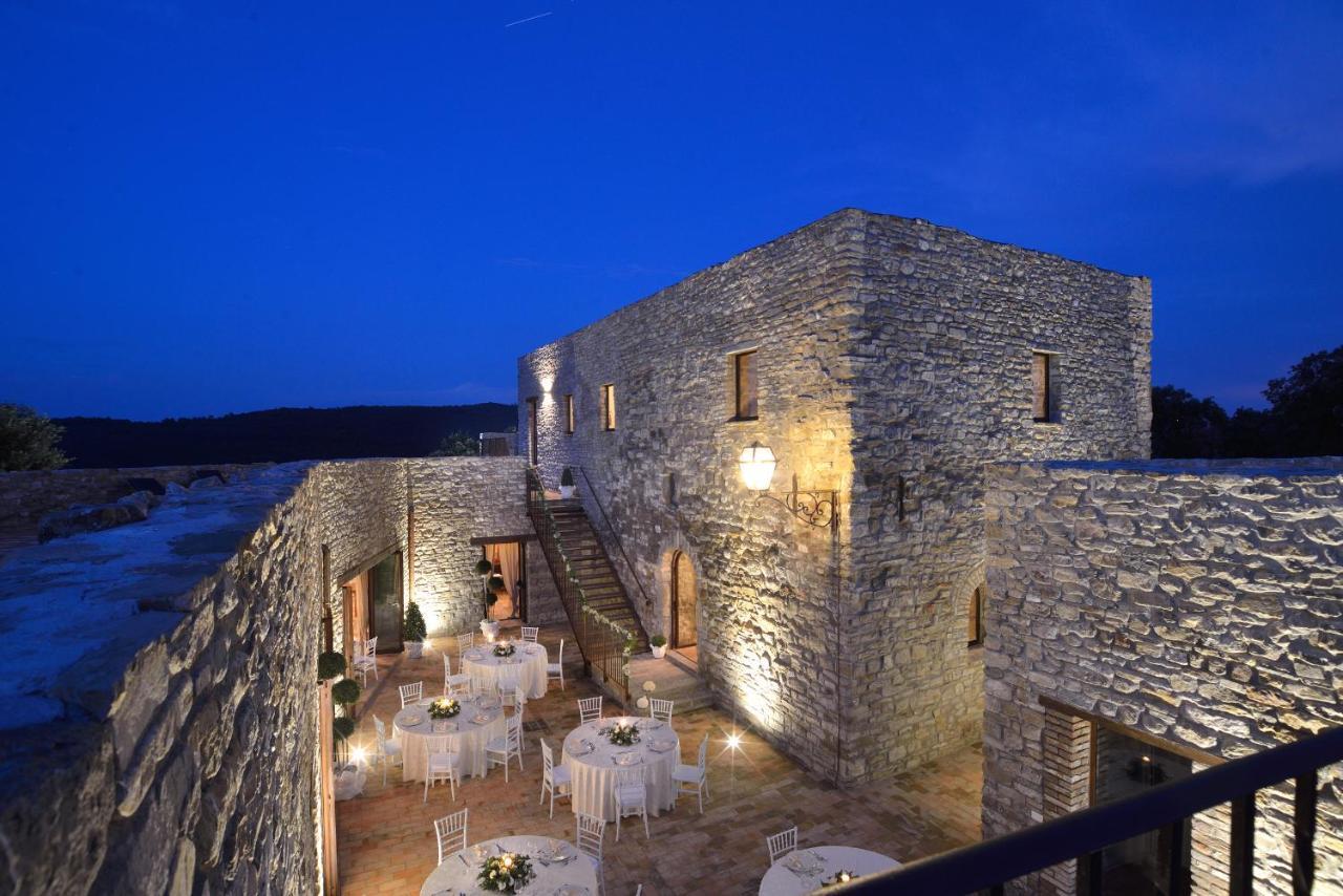 Tenuta Di Forte Sorgnano Gualdo Cattaneo エクステリア 写真