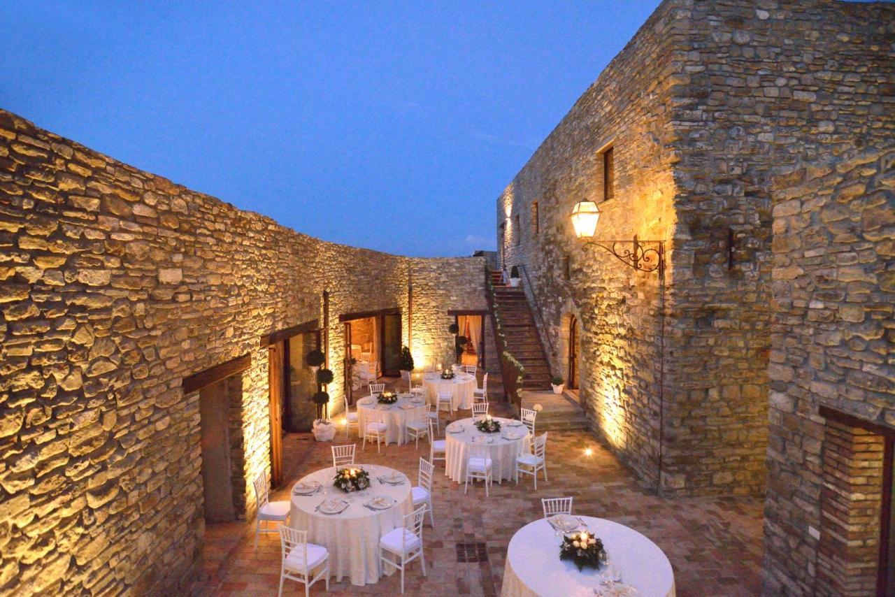 Tenuta Di Forte Sorgnano Gualdo Cattaneo エクステリア 写真